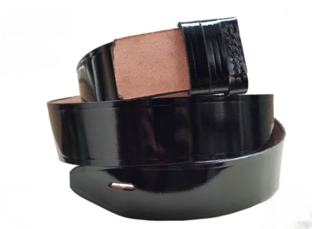 BLACK LEATHER BELT